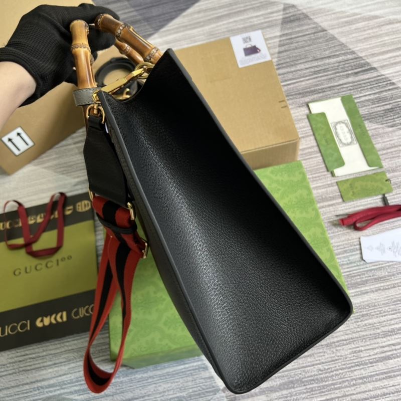 Gvc*1 tote bags